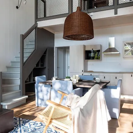 Forest-view Mansion, Hainaut *